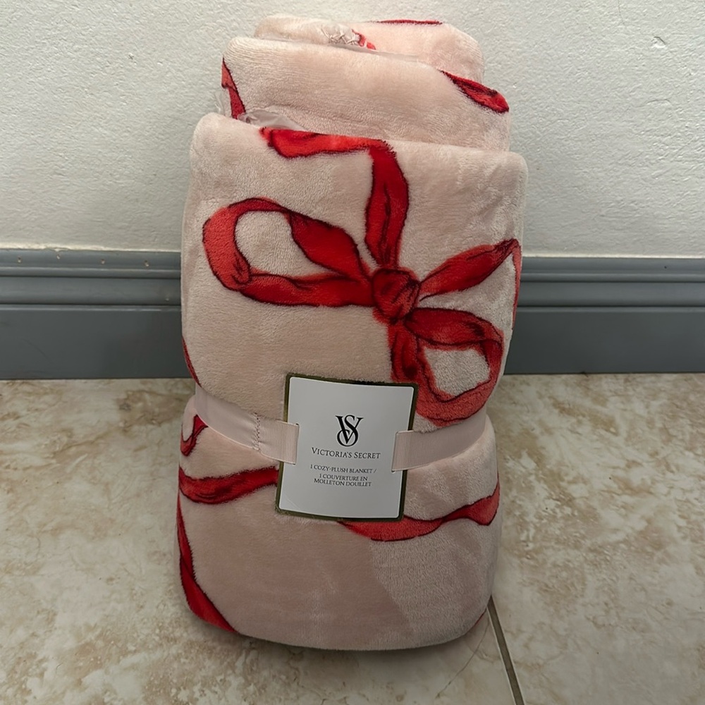Victoria’s Secret blanket